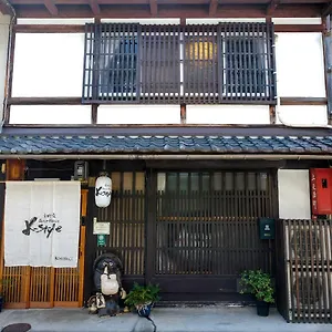 別荘 K-style Kinkakuji, 京都市